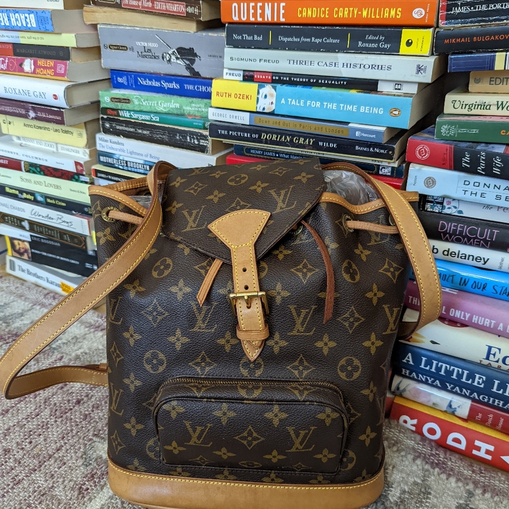 Louis Vuitton Montsouris MM